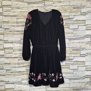 ​ana Mini Dress Women's M Black Velvet Floral Embroidered Boho Whimsigoth